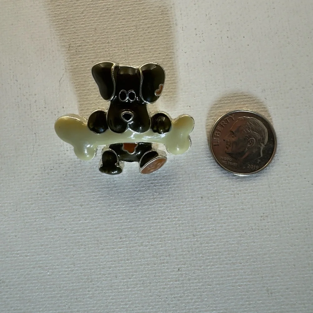 Adorable Olive Green and Cream Dog Pin